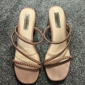 Steve Madden heals size 9